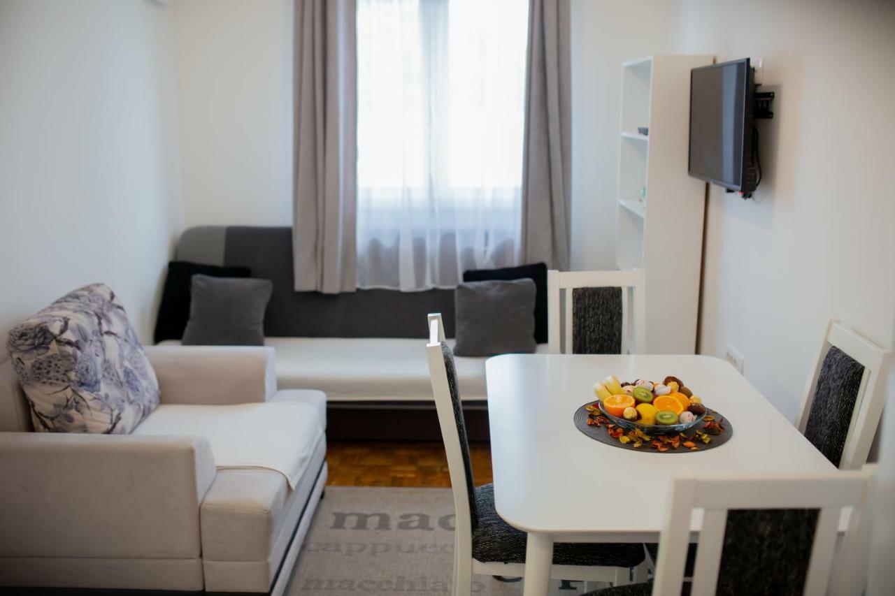 Apartmani Sunset Rogotin Exterior foto