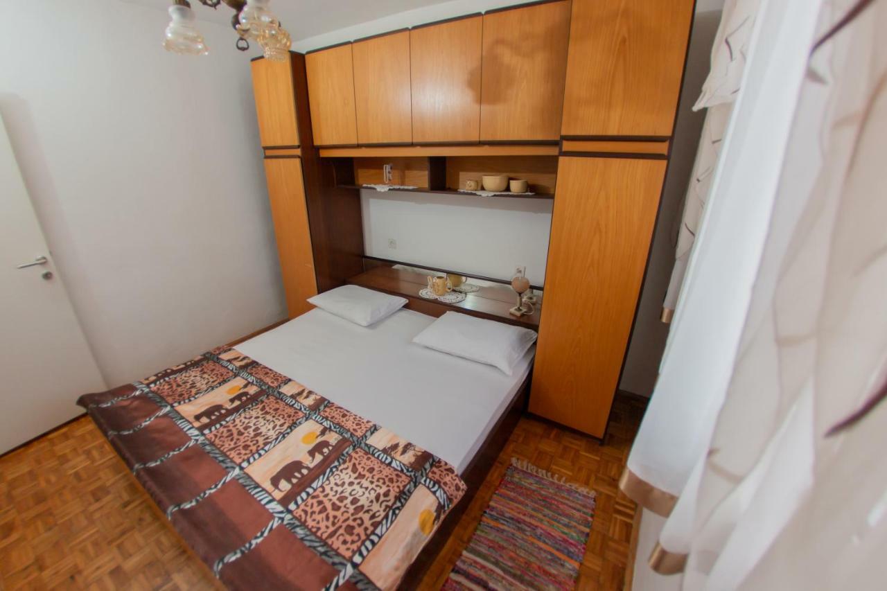 Apartmani Sunset Rogotin Exterior foto